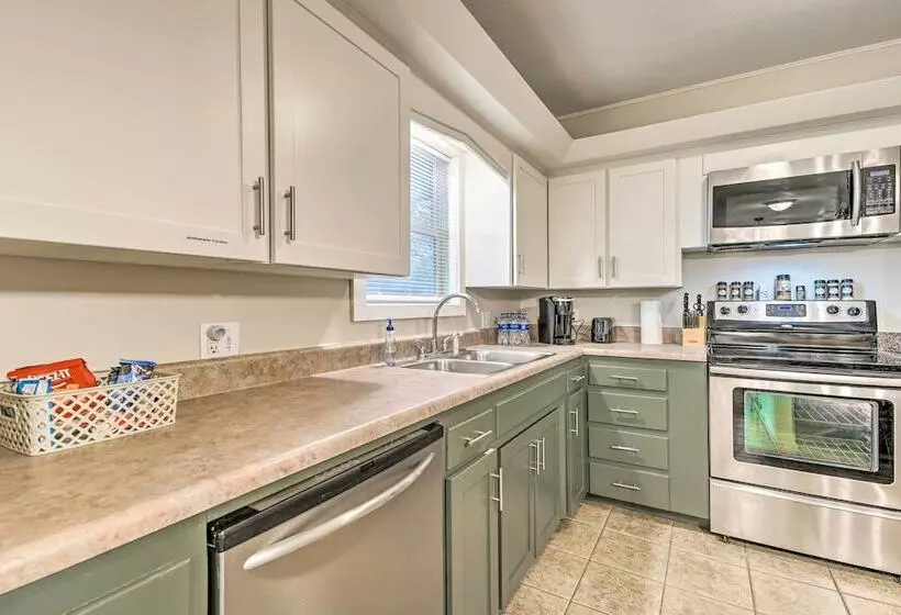 Inviting Ozark Home ~ 31 Mi To Branson!