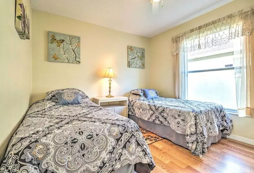 Kissimmee Sanctuary W/ Lanai & Pool Table!