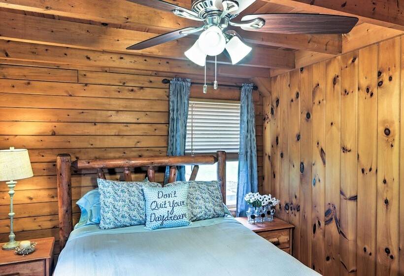 Lake Broward Cabin W/ Private Boat Launch & Dock!