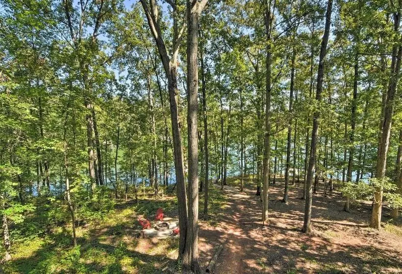 Lake Hartwell Home W/ Dock < 10 Miles To Clemson!