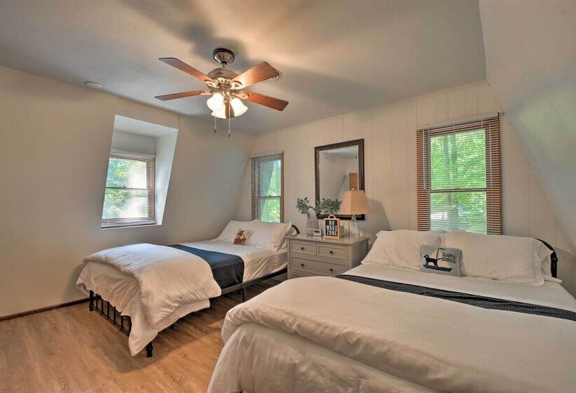 Lake Hartwell Home W/ Dock < 10 Miles To Clemson!