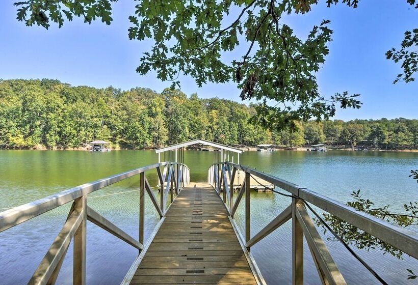 Lake Hartwell Home W/ Dock < 10 Miles To Clemson!