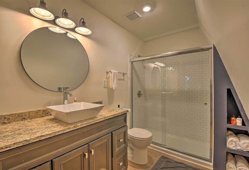 Lake Hartwell Home W/ Dock < 10 Miles To Clemson!