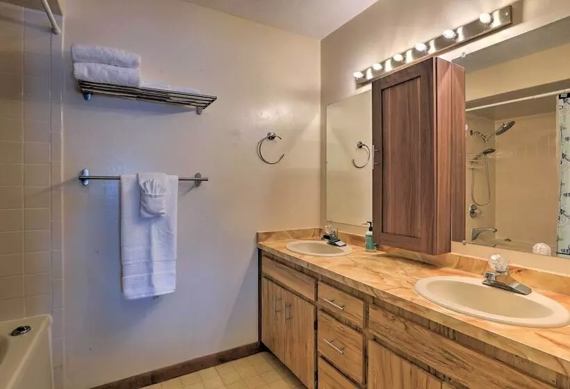 Lakefront Babson Park Escape: Pet Friendly!