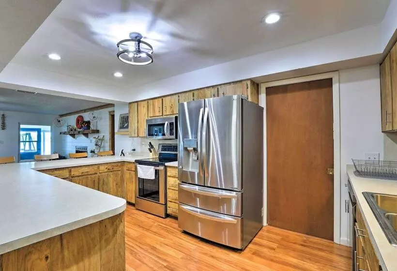 Lakefront Babson Park Escape: Pet Friendly!