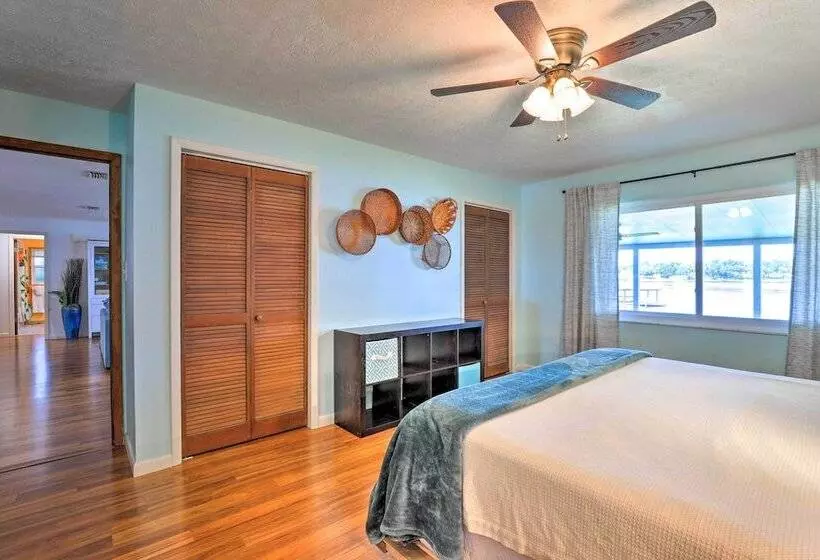 Lakefront Babson Park Escape: Pet Friendly!