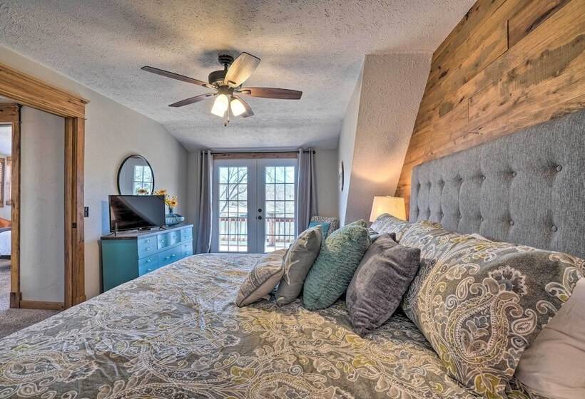 Lakefront Shell Knob Home W/ Deck & Gas Grill