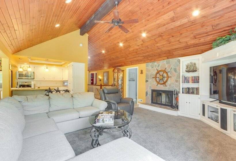 Lake View Osage Beach Resort Home W/ Game Room!