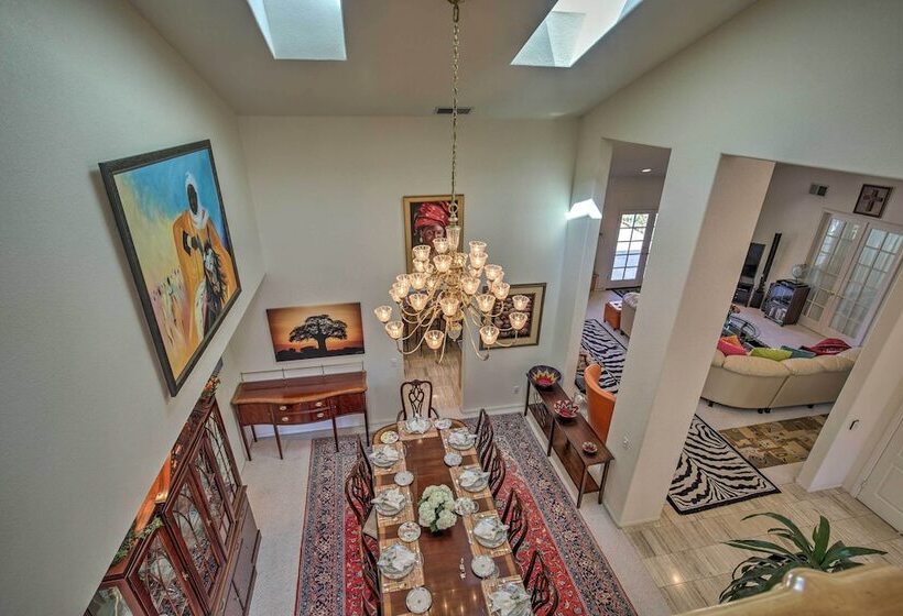 El Cajon Home W/ Pool, Grill Station & Decks