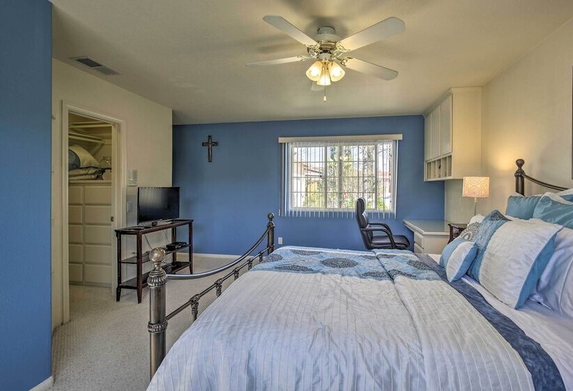 El Cajon Home W/ Pool, Grill Station & Decks