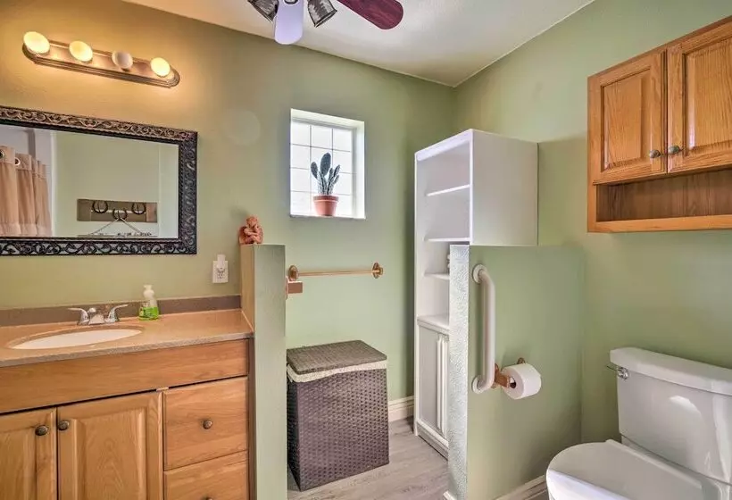 Lecanto House W/ Deck, Porch & Indoor Pool!