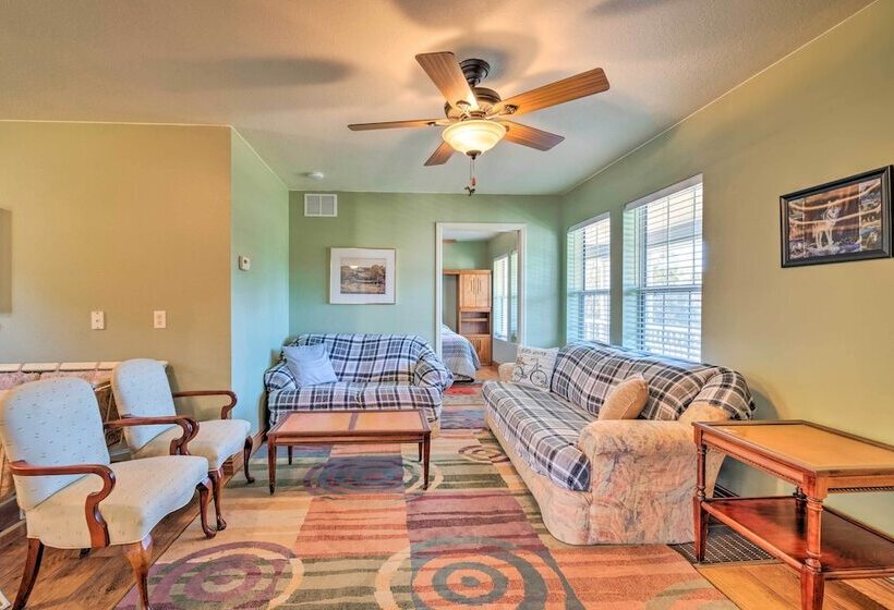 Lecanto House W/ Deck, Porch & Indoor Pool!