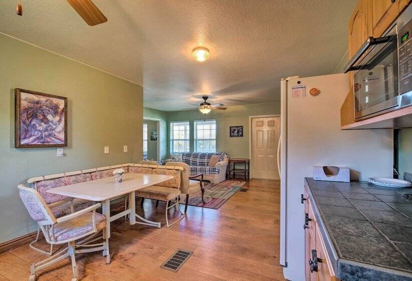 Lecanto House W/ Deck, Porch & Indoor Pool!