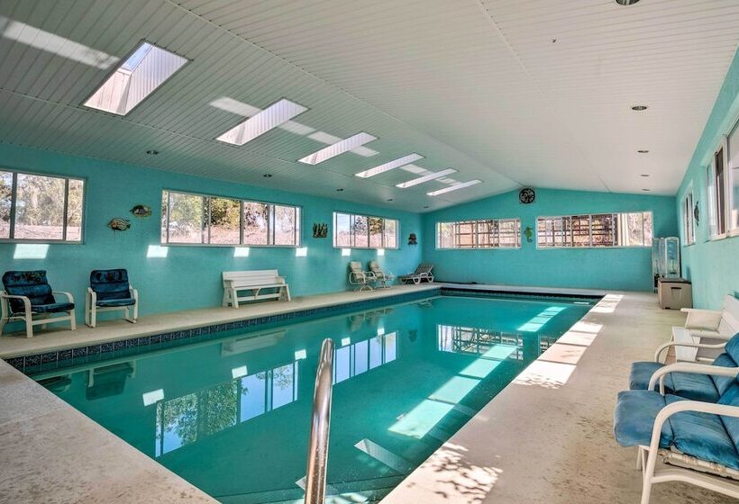 Lecanto House W/ Deck, Porch & Indoor Pool!