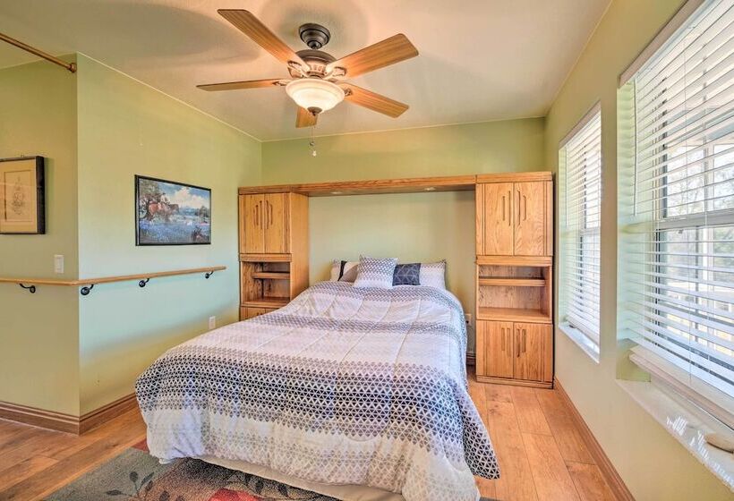 Lecanto House W/ Deck, Porch & Indoor Pool!