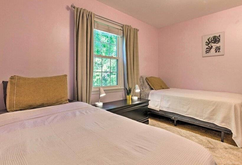 Lovely Mtn Cottage W/ Hot Tub, Bbq & Fire Pit!