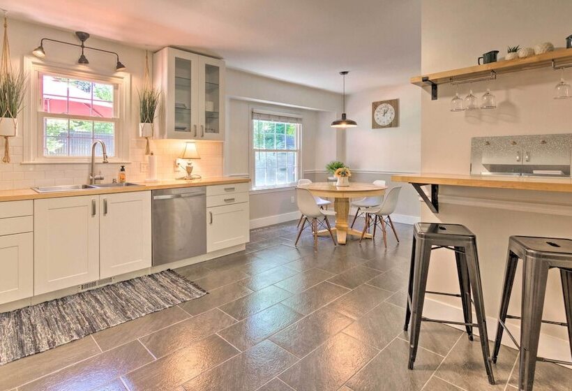 Lovely Mtn Cottage W/ Hot Tub, Bbq & Fire Pit!