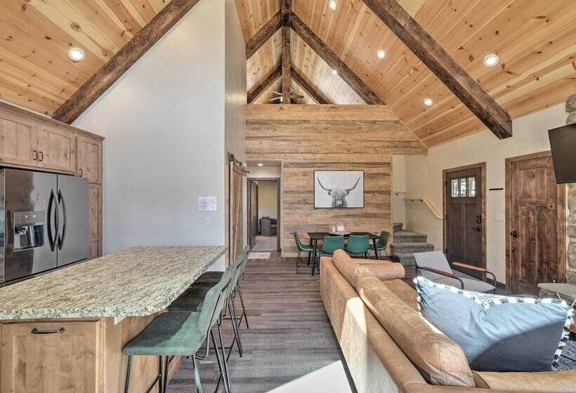 Luxury Retreat: Custom Mi Wuk Village Cabin!