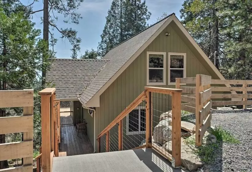 Luxury Retreat: Custom Mi Wuk Village Cabin!