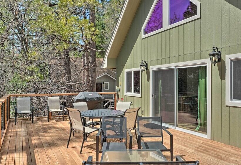 Luxury Retreat: Custom Mi Wuk Village Cabin!