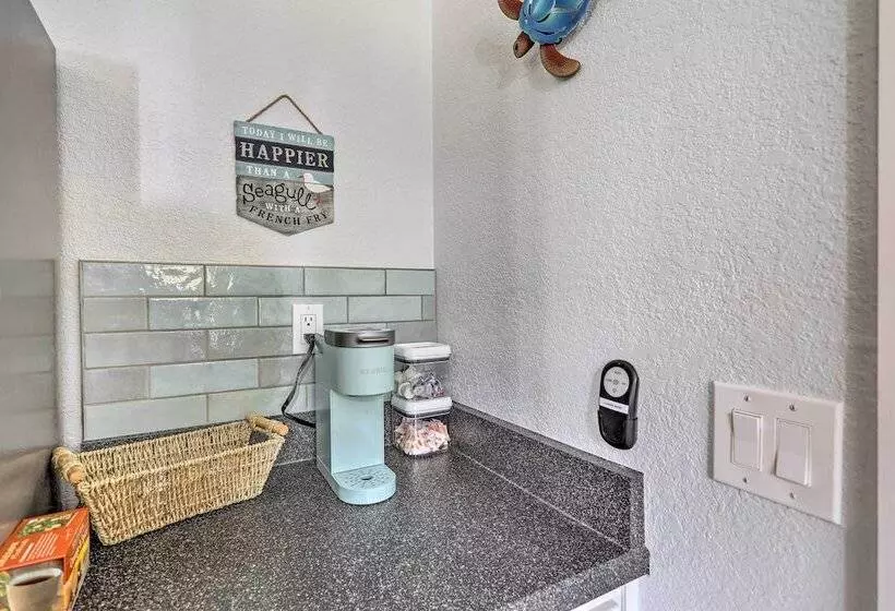 Merritt Island Home: Fire Pit & Canal Access!