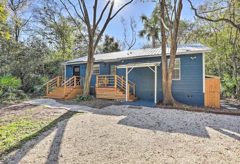 Modern Florida Home ~ 5 Mi To Surfside Park!