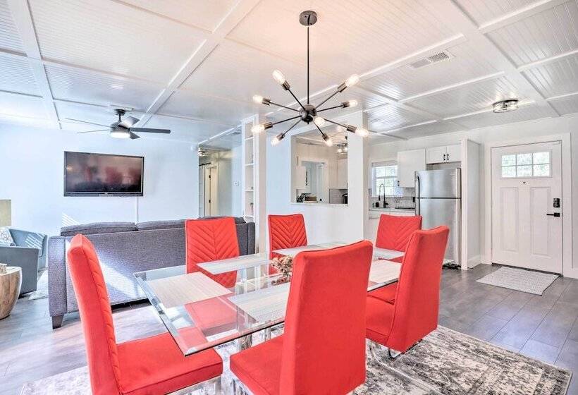 Modern Florida Home ~ 5 Mi To Surfside Park!