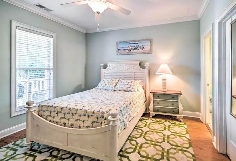 1 Mi To Beach + Hot Tub: Murrells Inlet Retreat!