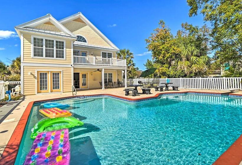 1 Mi To Beach + Hot Tub: Murrells Inlet Retreat!