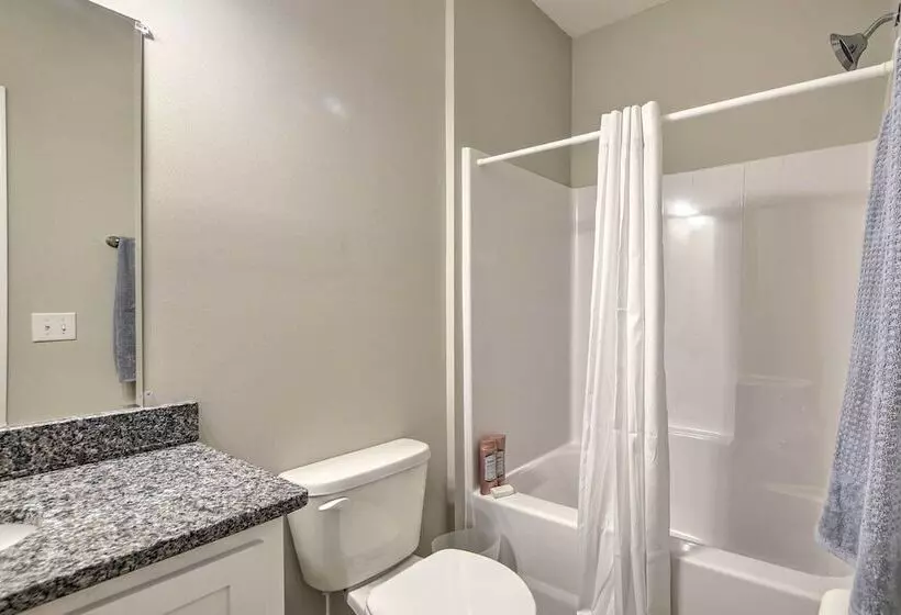 Murrells Inlet Home: Half Mi To Marsh Walk!