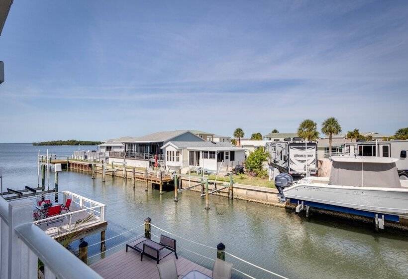 Nettles Island, Jensen Beach Home W/ Patio & Grill