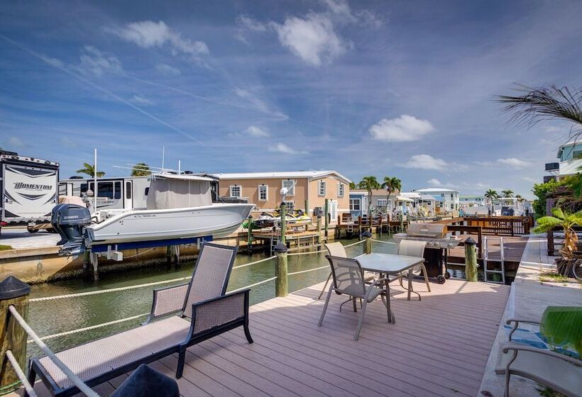 Nettles Island, Jensen Beach Home W/ Patio & Grill