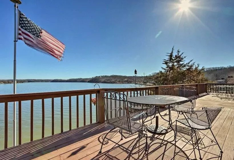 House W/ Deck Overlooking Lake Of The Ozarks!