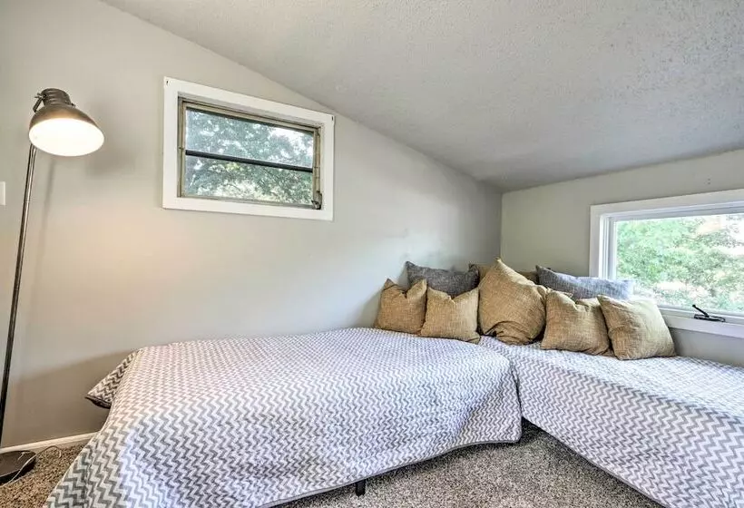 Osage Beach Family Hideaway On No Wake Cove!