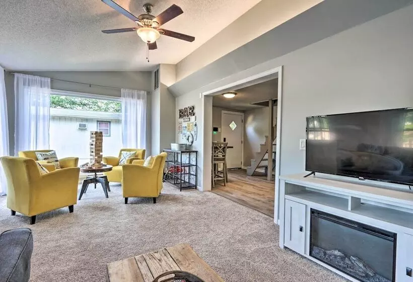 Osage Beach Family Hideaway On No Wake Cove!