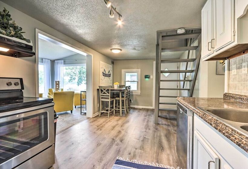 Osage Beach Family Hideaway On No Wake Cove!