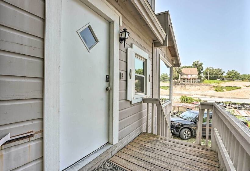 Osage Beach Family Hideaway On No Wake Cove!