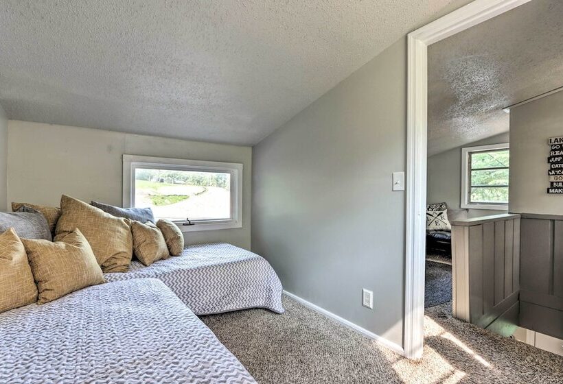 Osage Beach Family Hideaway On No Wake Cove!