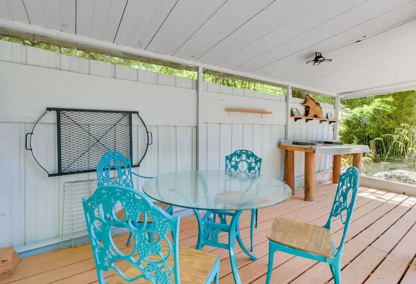 Fire Pit & Boat Dock: Peaceful Dunnellon Cabin!
