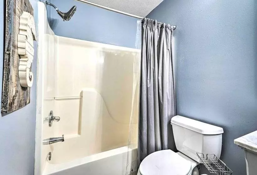 Pet Friendly Pcb Duplex   Walk To Beach!