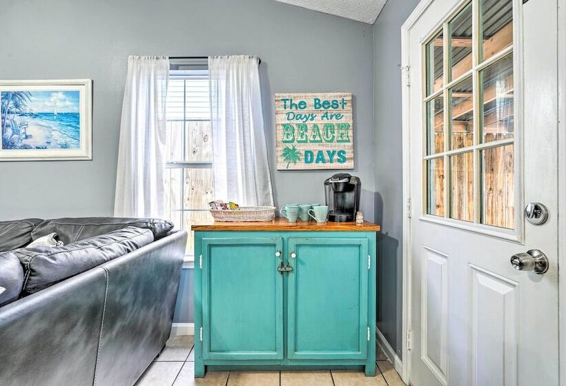 Pet Friendly Pcb Duplex   Walk To Beach!