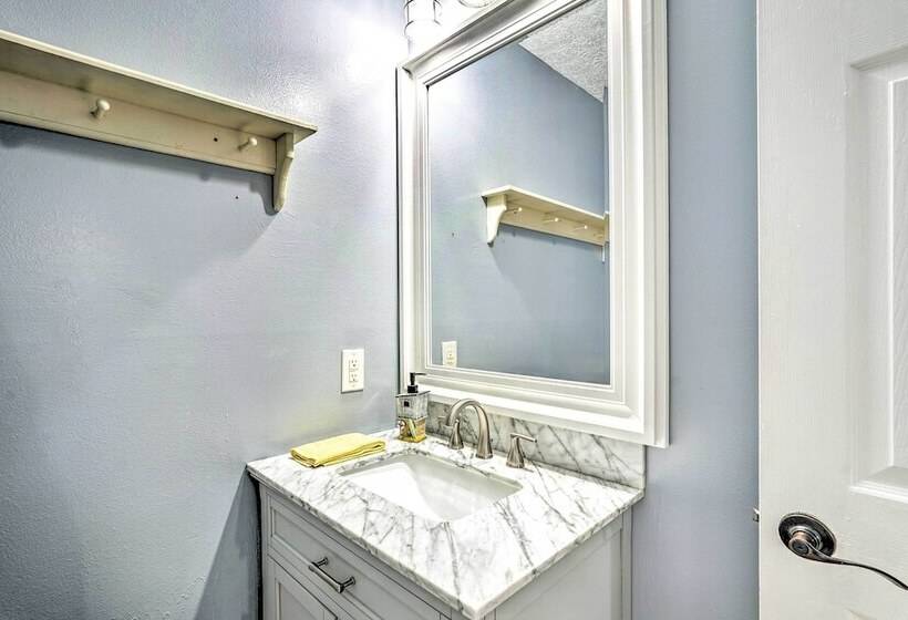 Pet Friendly Pcb Duplex   Walk To Beach!