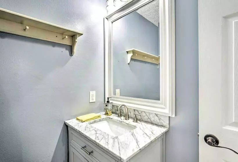 Pet Friendly Pcb Duplex   Walk To Beach!