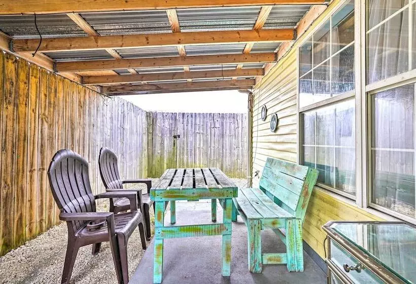 Pet Friendly Pcb Duplex   Walk To Beach!