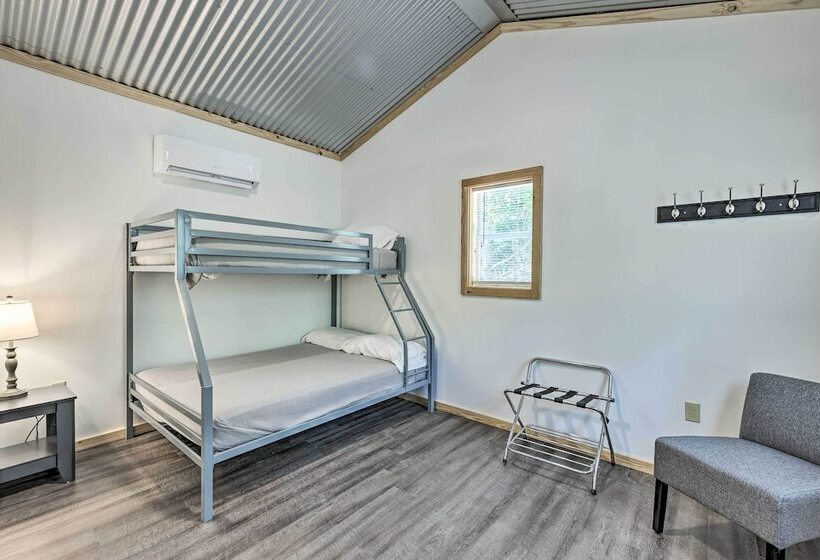 Quaint Tallassee Cabin: Stone Creek On Site!