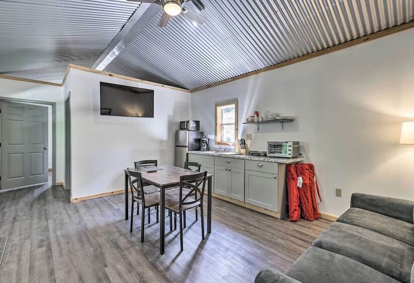 Quaint Tallassee Cabin: Stone Creek On Site!