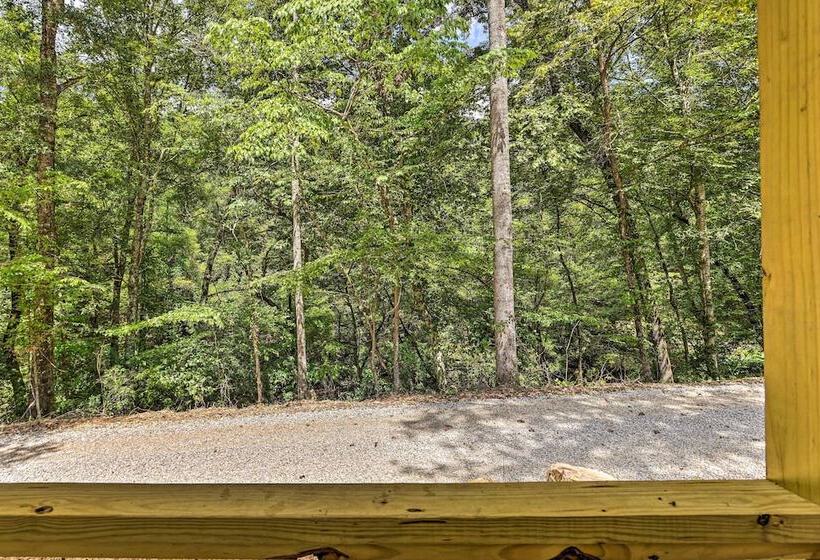 Quaint Tallassee Cabin: Stone Creek On Site!