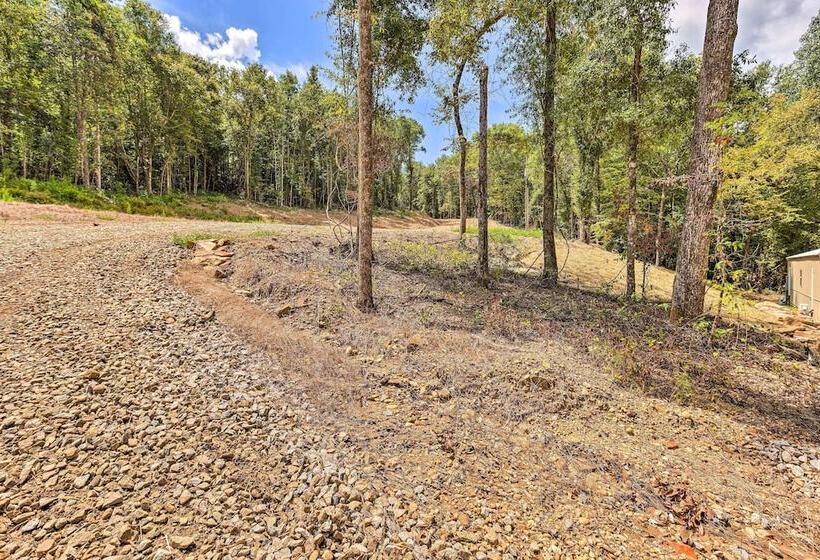 Quaint Tallassee Cabin: Stone Creek On Site!