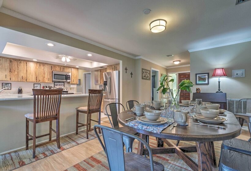 Riverfront Dunnellon Home W/ Dock & Solarium!