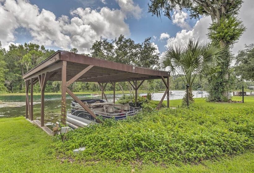 Riverfront Dunnellon Home W/ Dock & Solarium!